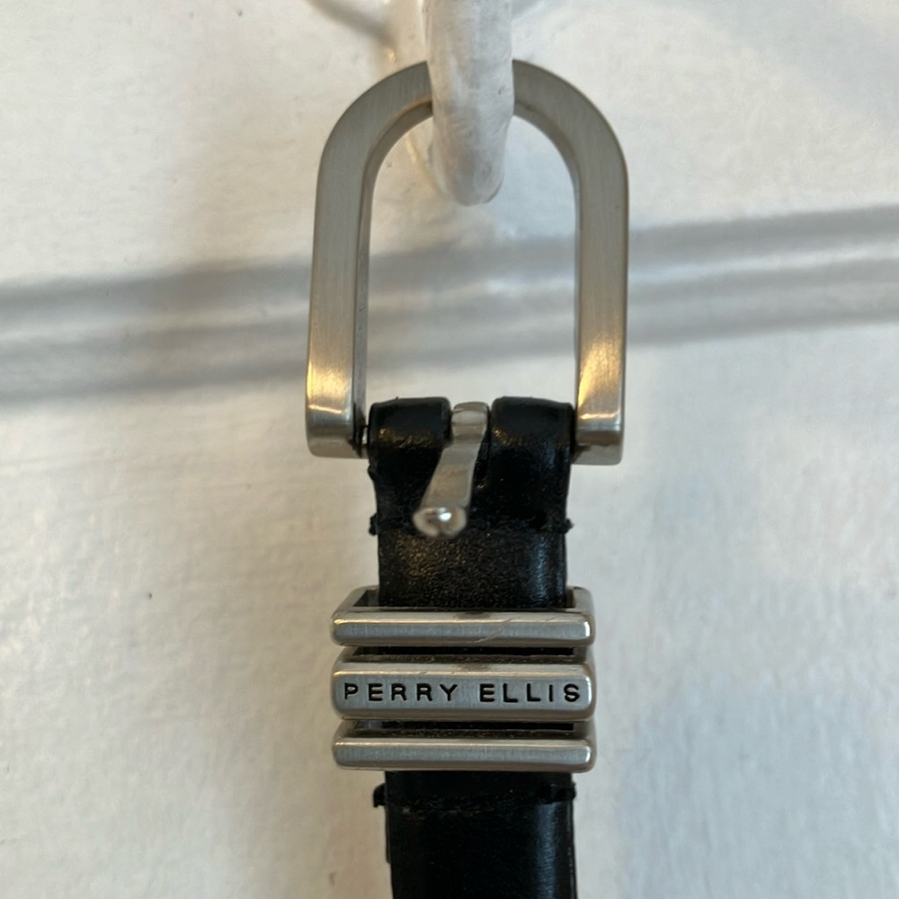 Women’s Perry Ellis Black genuine leather belt, size small